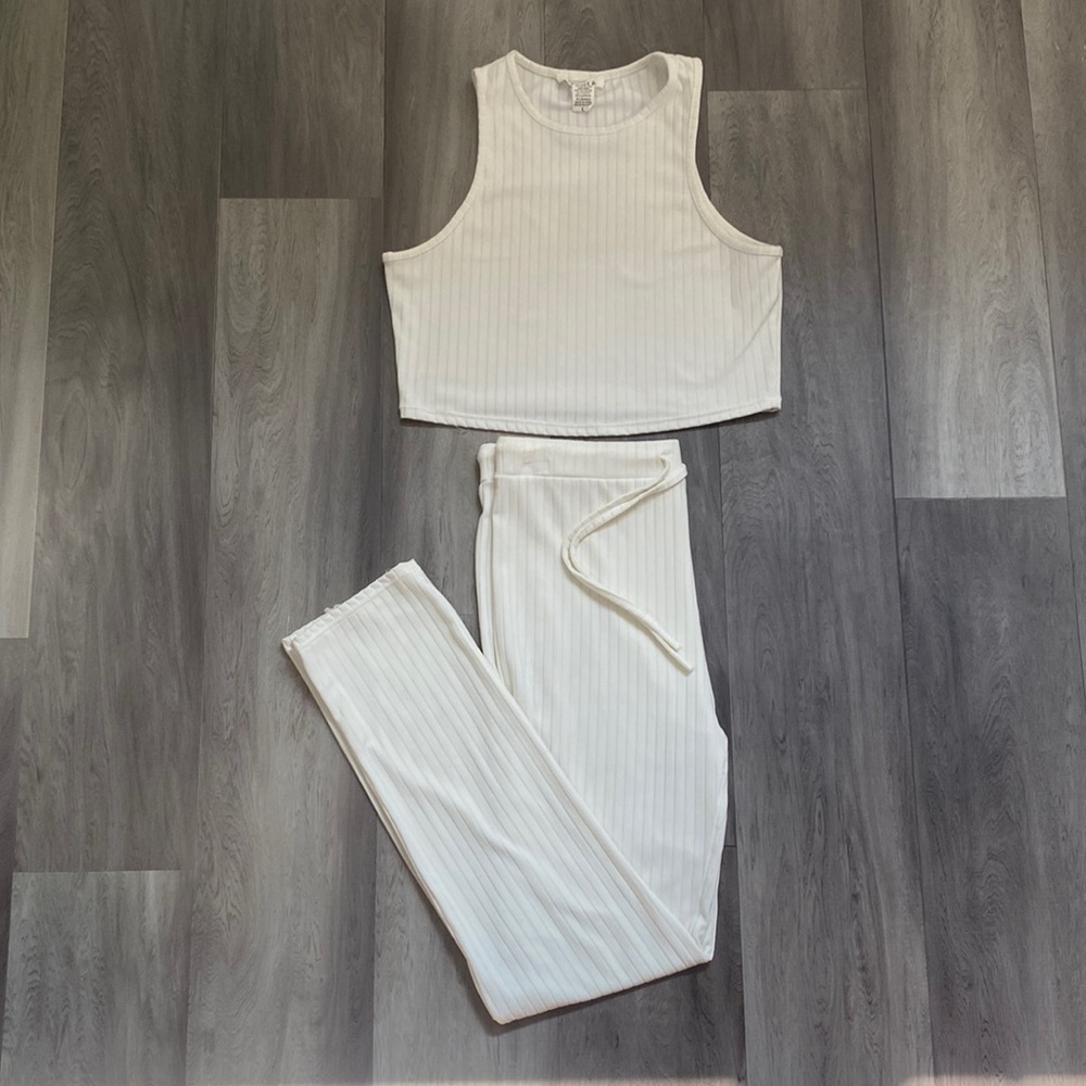 2 Piece Set